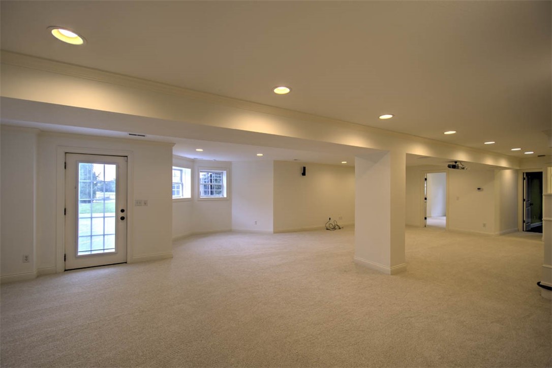 176 Raptor Court Property Photo 37
