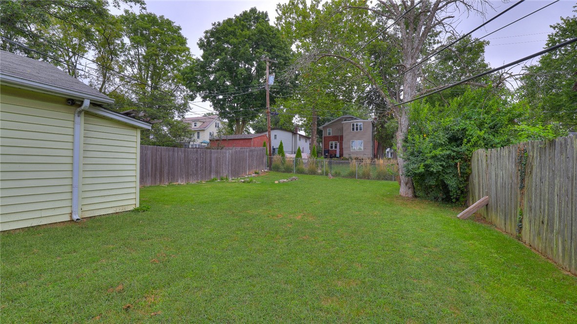 220 N Westlawn Avenue Property Photo 6