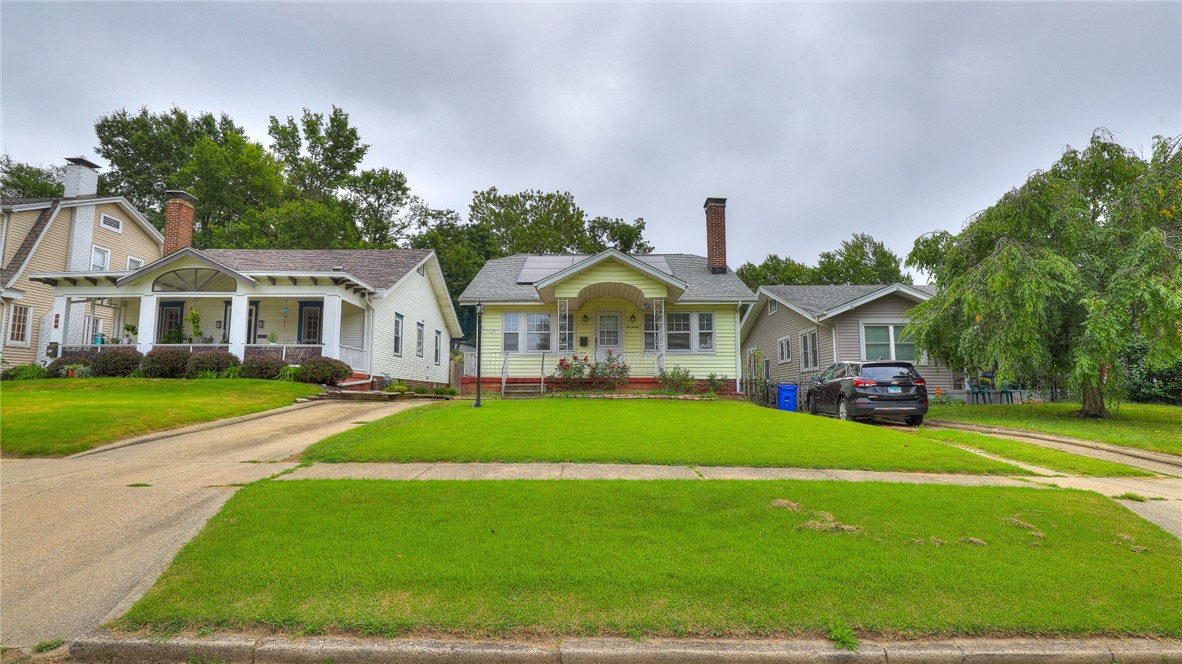 220 N Westlawn Avenue Property Photo 9