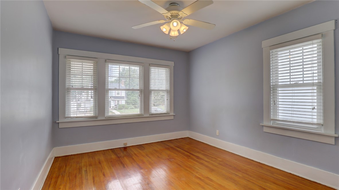 220 N Westlawn Avenue Property Photo 22