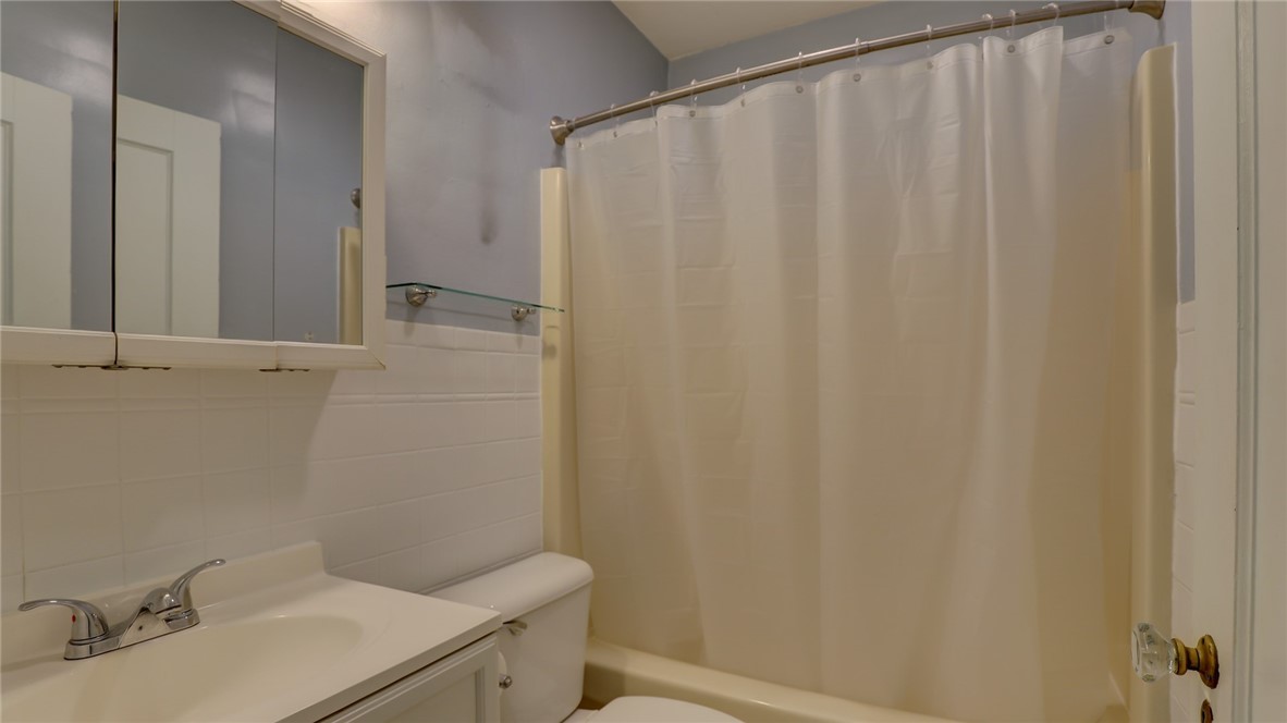 220 N Westlawn Avenue Property Photo 26