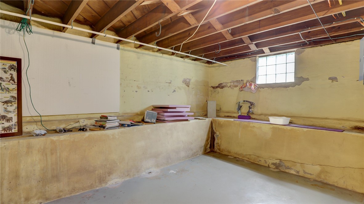 220 N Westlawn Avenue Property Photo 31