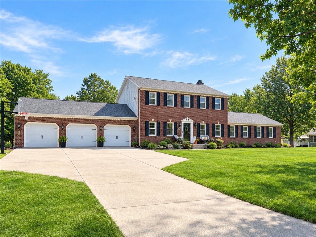 9 Meadowview Estate Property Photo 1