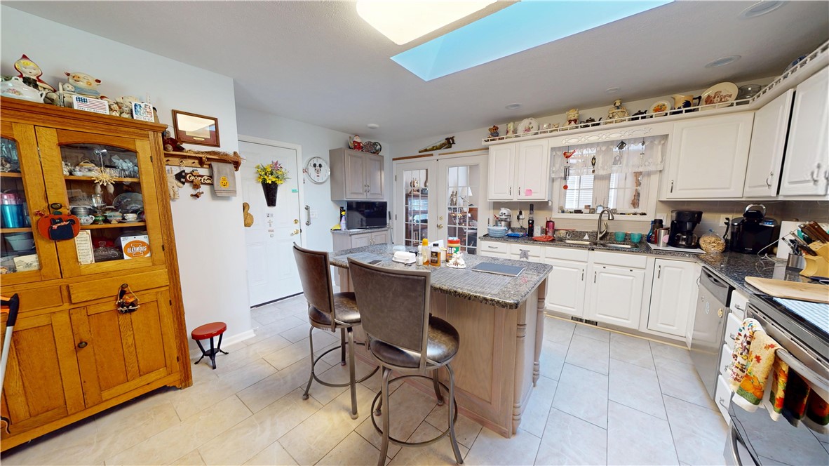 3115 Stoneridge Court Property Photo 8