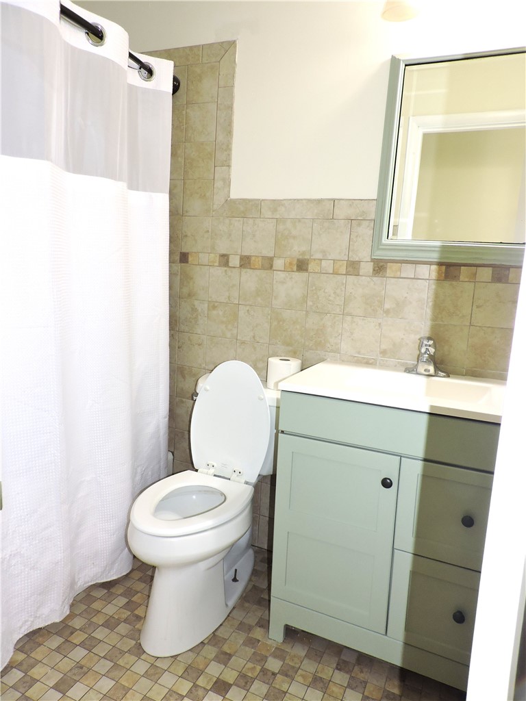 2212 N Bowman Avenue Property Photo 5