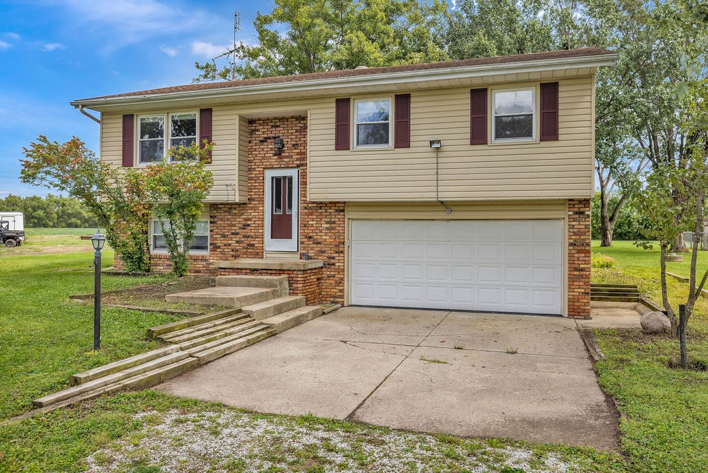 2510 S Twin Bridge Road Property Photo 2