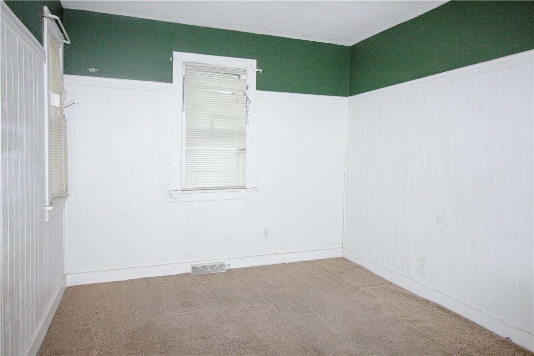 2616 Prairie Avenue Property Photo 11