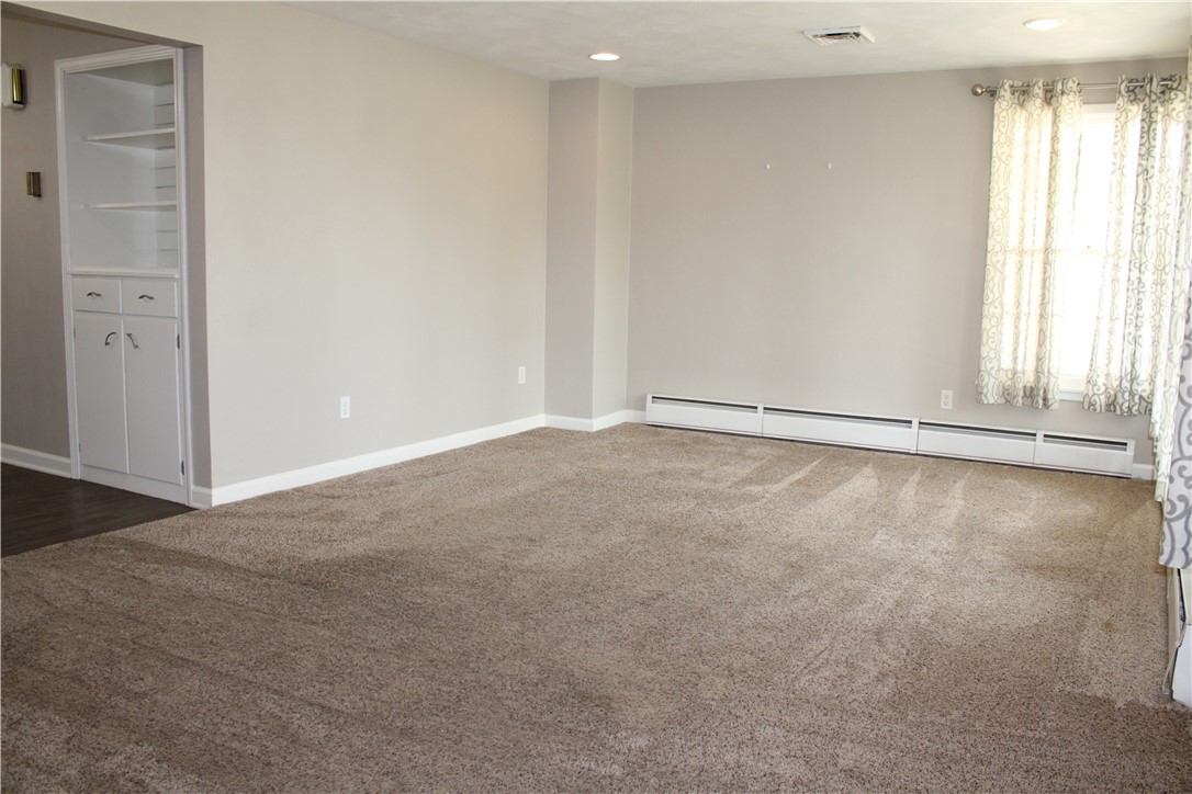 207 S Chestnut Street Property Photo 6