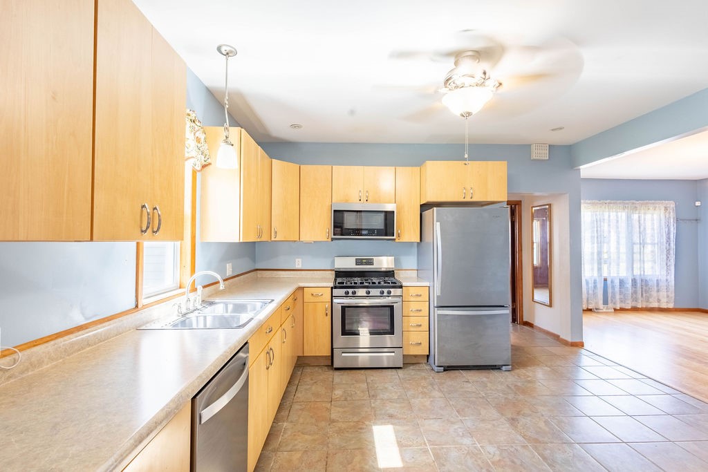 228 Kentucky Avenue Property Photo 13