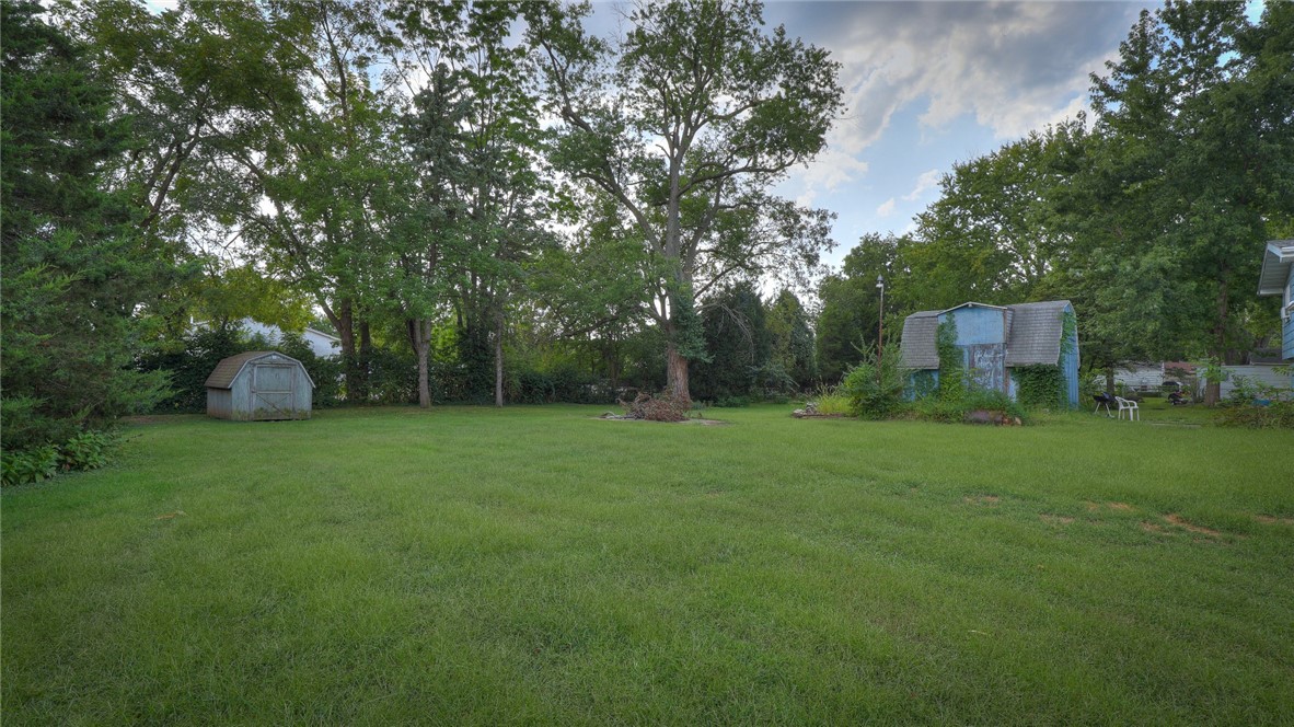 3061 Hickory Street Property Photo 5