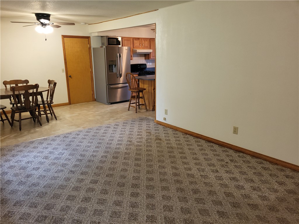 944 Commercial Street Property Photo 9