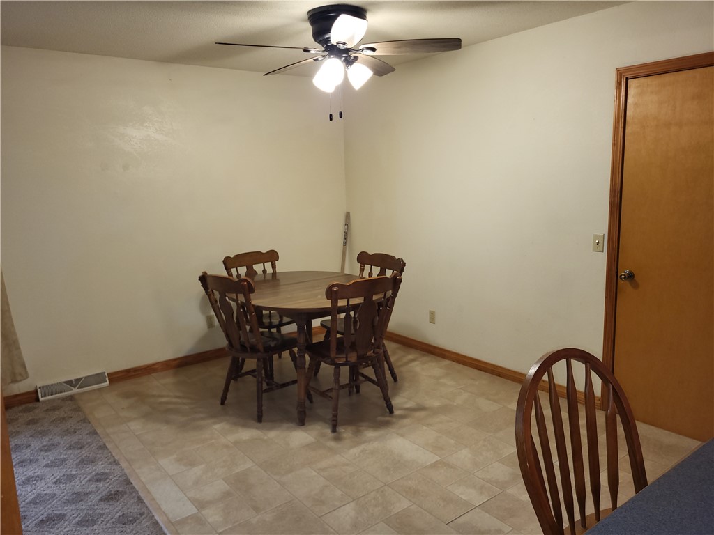 944 Commercial Street Property Photo 13