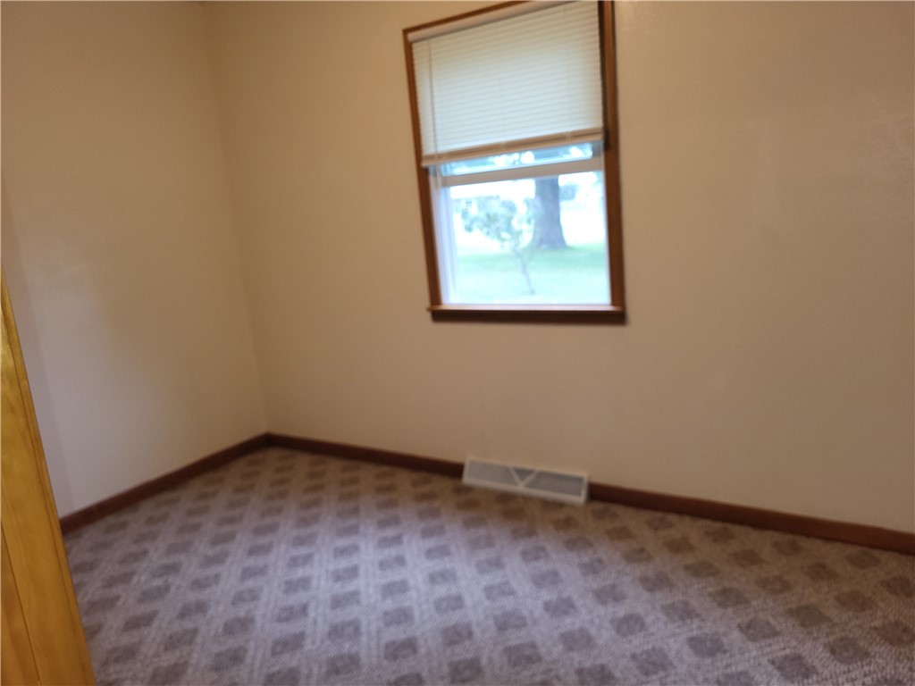944 Commercial Street Property Photo 20