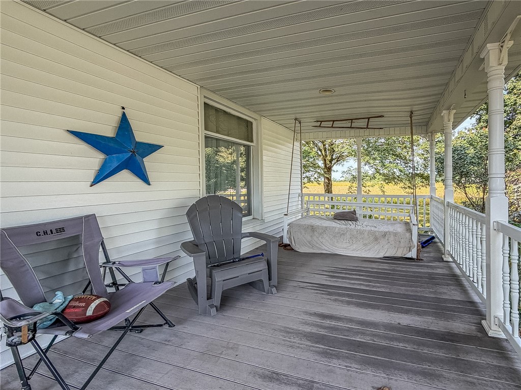 220 4th Street Property Photo 7