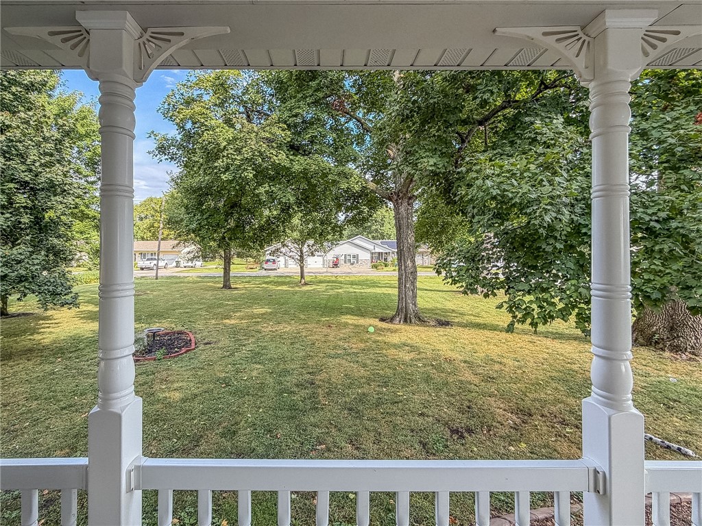 220 4th Street Property Photo 13
