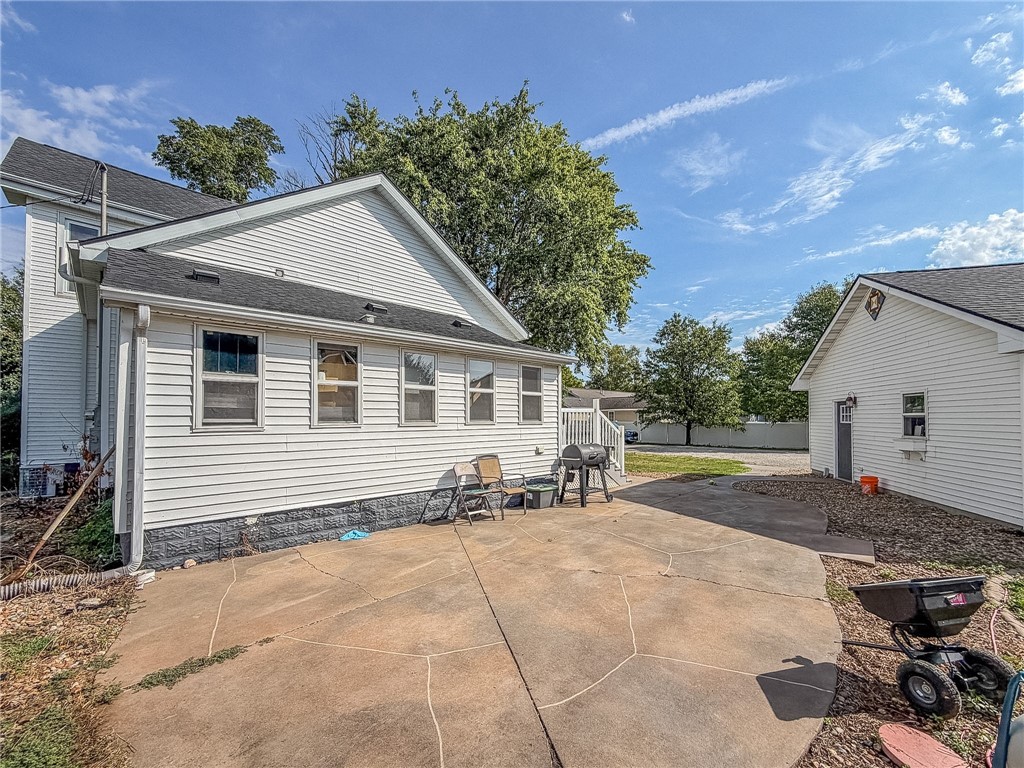220 4th Street Property Photo 39