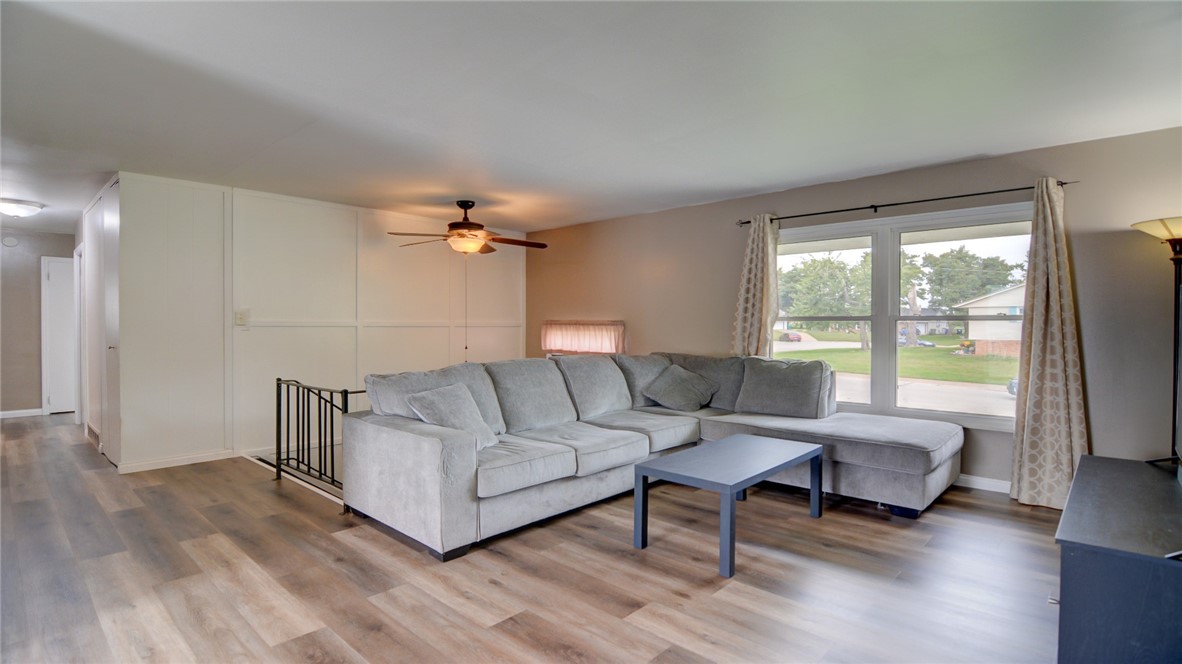 3109 E Maryland Street Property Photo 4