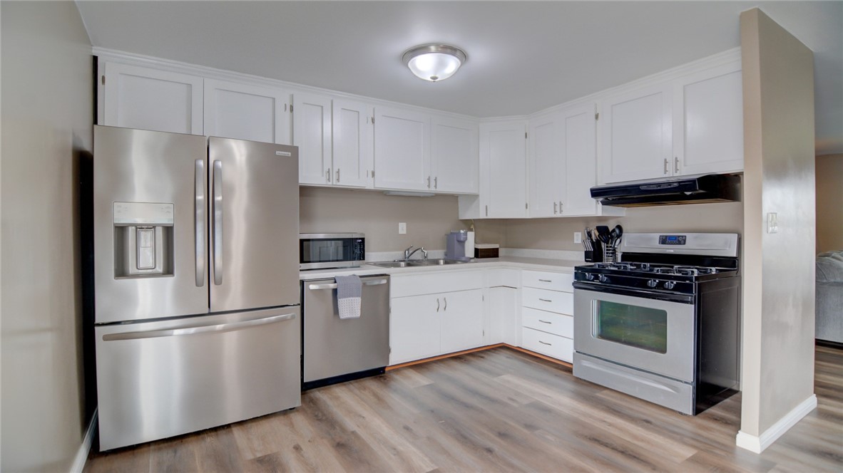 3109 E Maryland Street Property Photo 5