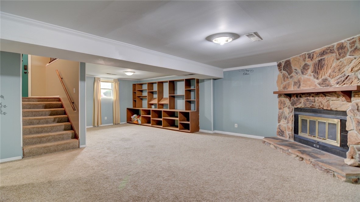 3109 E Maryland Street Property Photo 12