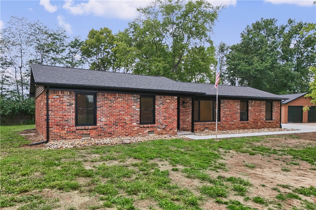 14832 E 2400 North Road Property Photo 4