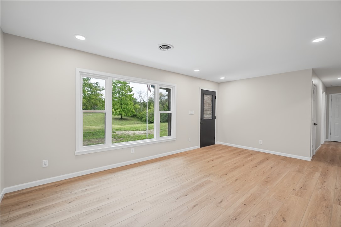 14832 E 2400 North Road Property Photo 11
