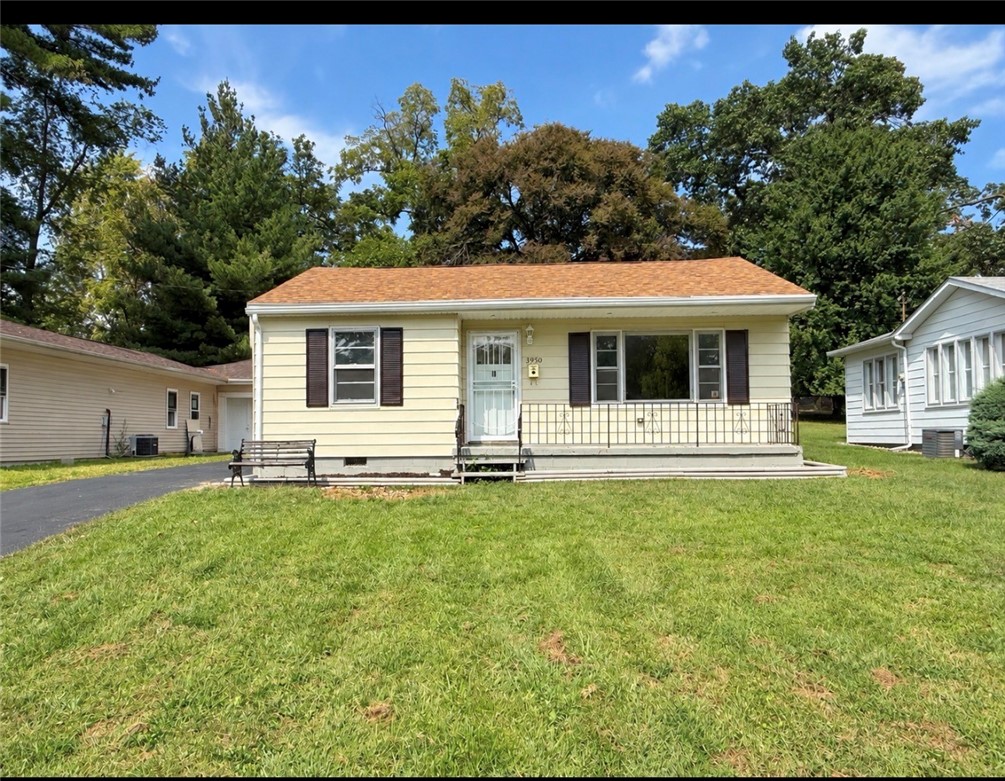 3950 Bayview Drive Property Photo 1