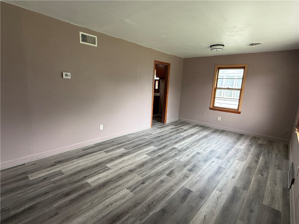 3950 Bayview Drive Property Photo 5