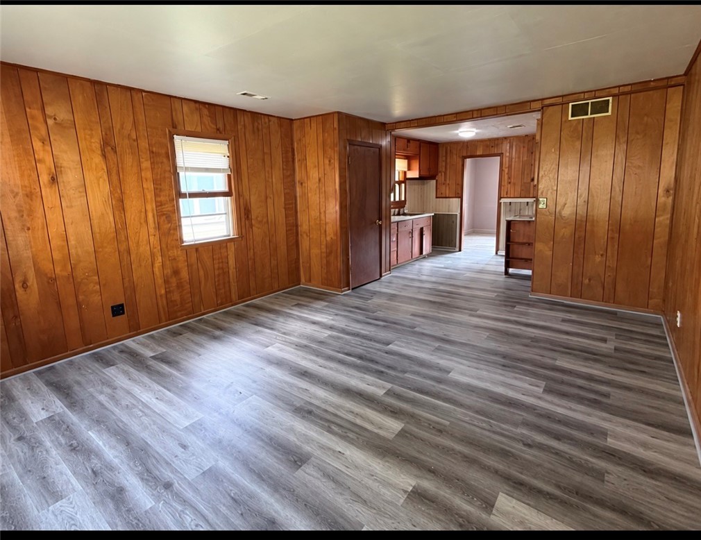 3950 Bayview Drive Property Photo 13