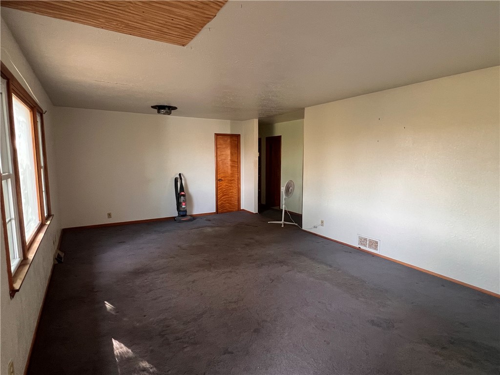 4803 Walnut Hill Road Property Photo 18