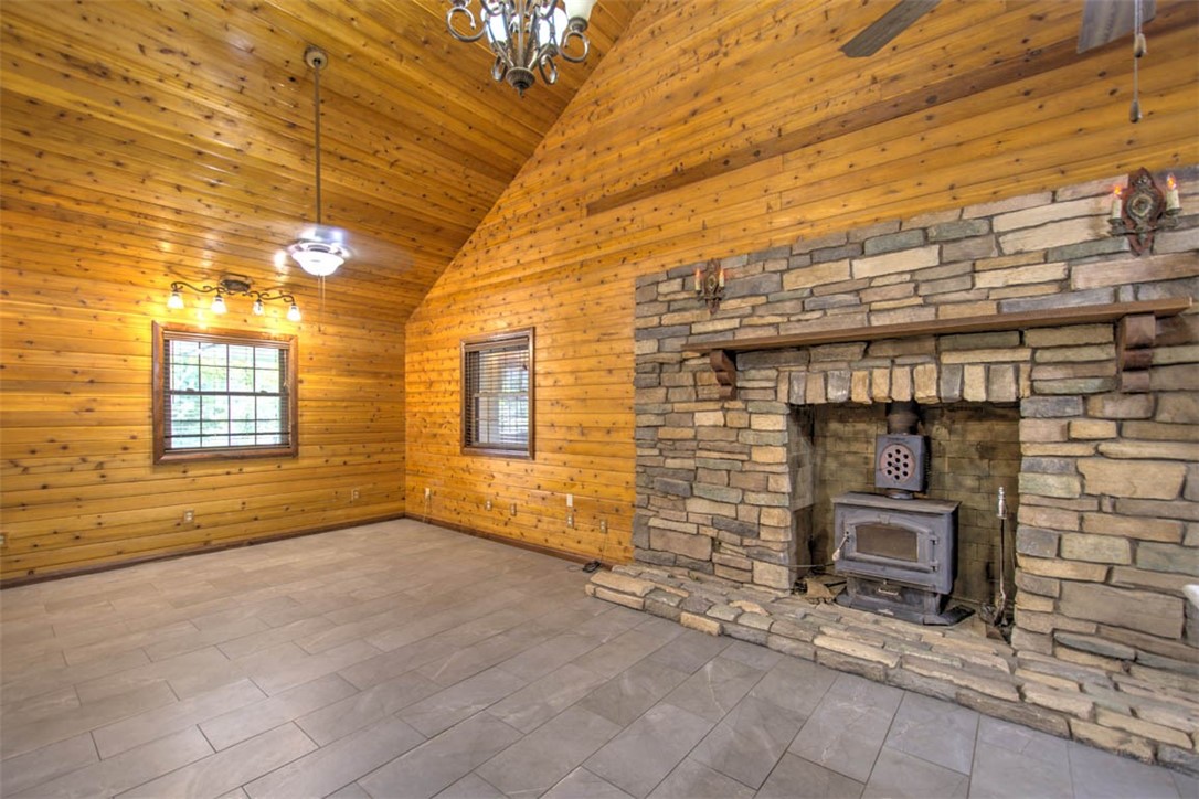 1717 Cr 400e Property Photo 10