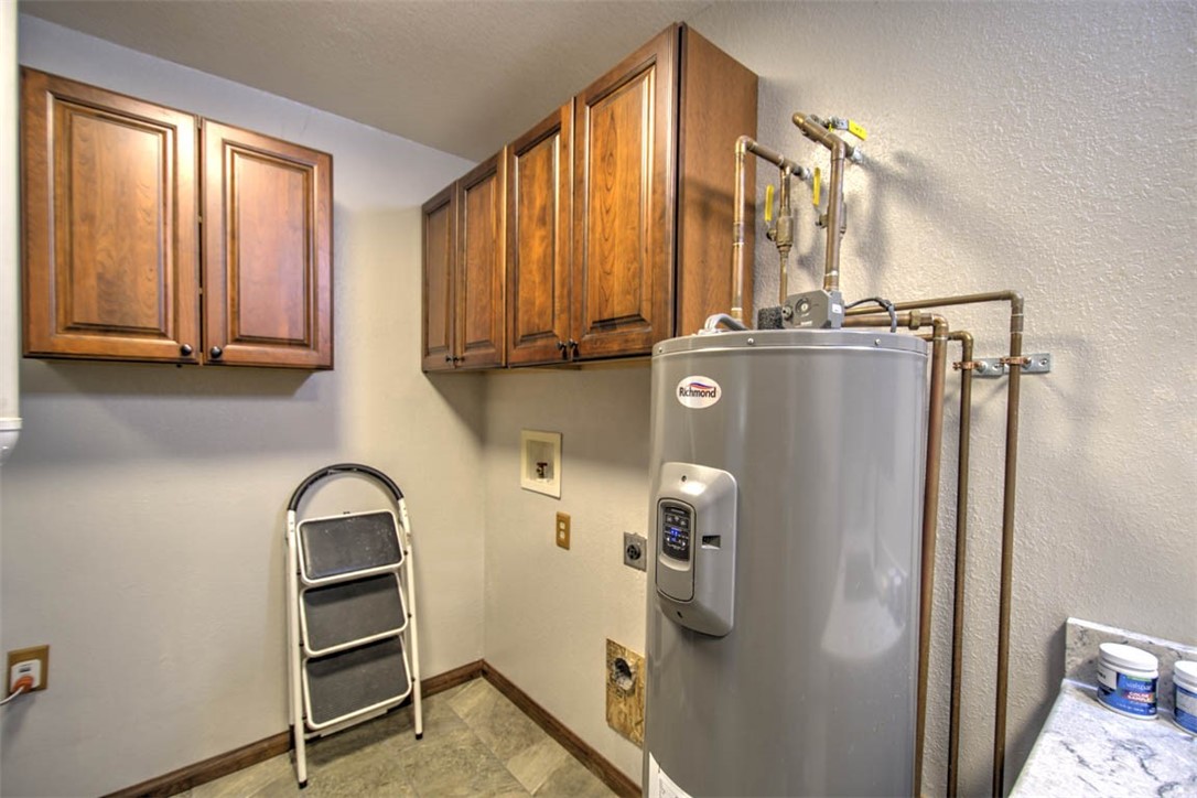 1717 Cr 400e Property Photo 20