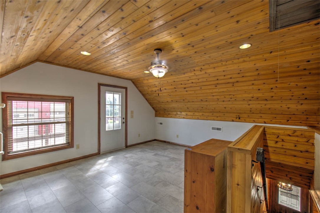 1717 Cr 400e Property Photo 23