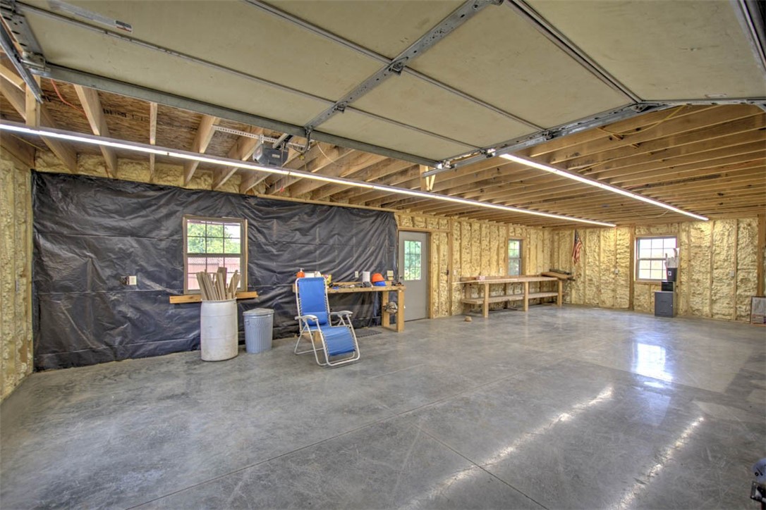 1717 Cr 400e Property Photo 34