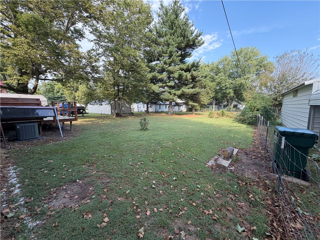 404 S Lincoln Street Property Photo 4