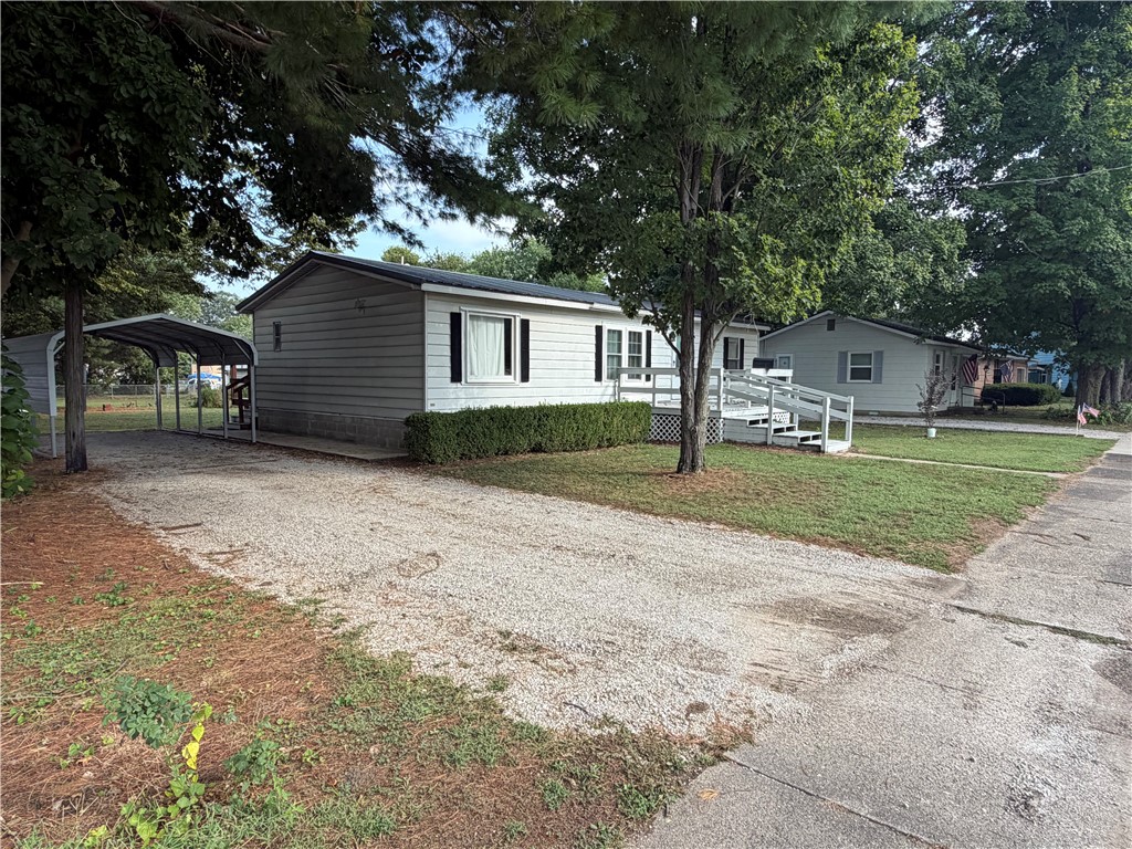 404 S Lincoln Street Property Photo 9