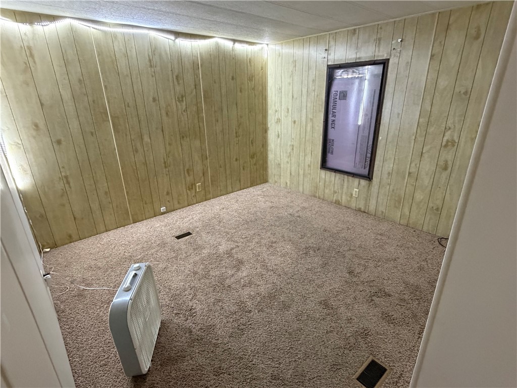404 S Lincoln Street Property Photo 14