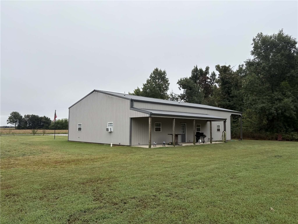 7399 N 800th Street Property Photo 4