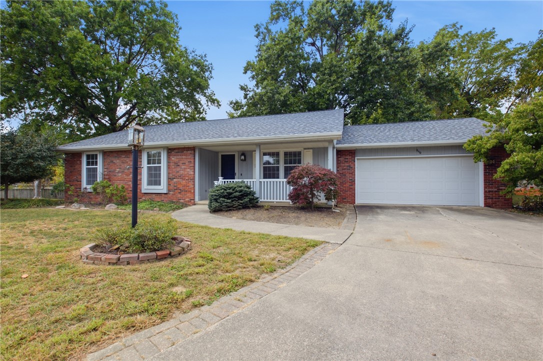 2110 Cameron Place Property Photo 2