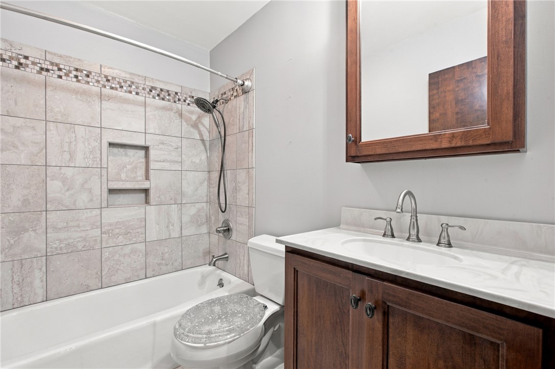 2110 Cameron Place Property Photo 17