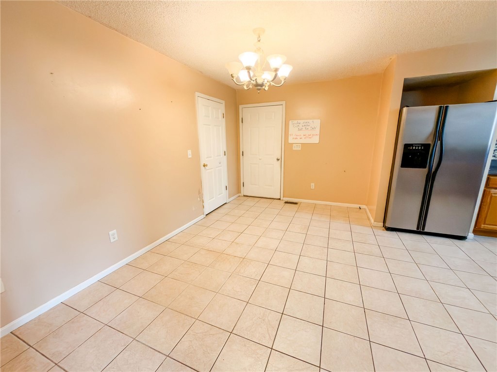508 E Locust Street Property Photo 6