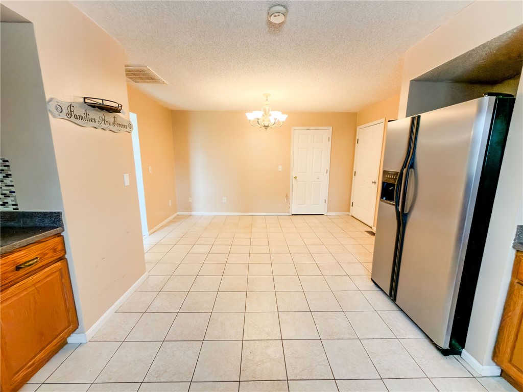 508 E Locust Street Property Photo 7