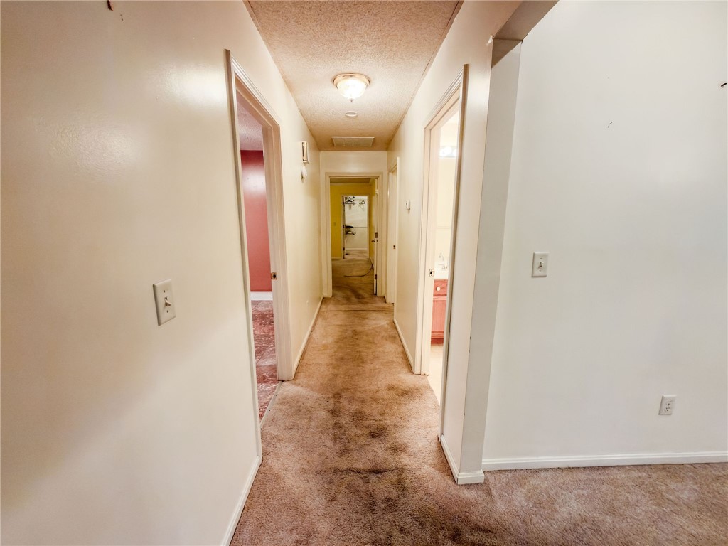 508 E Locust Street Property Photo 11