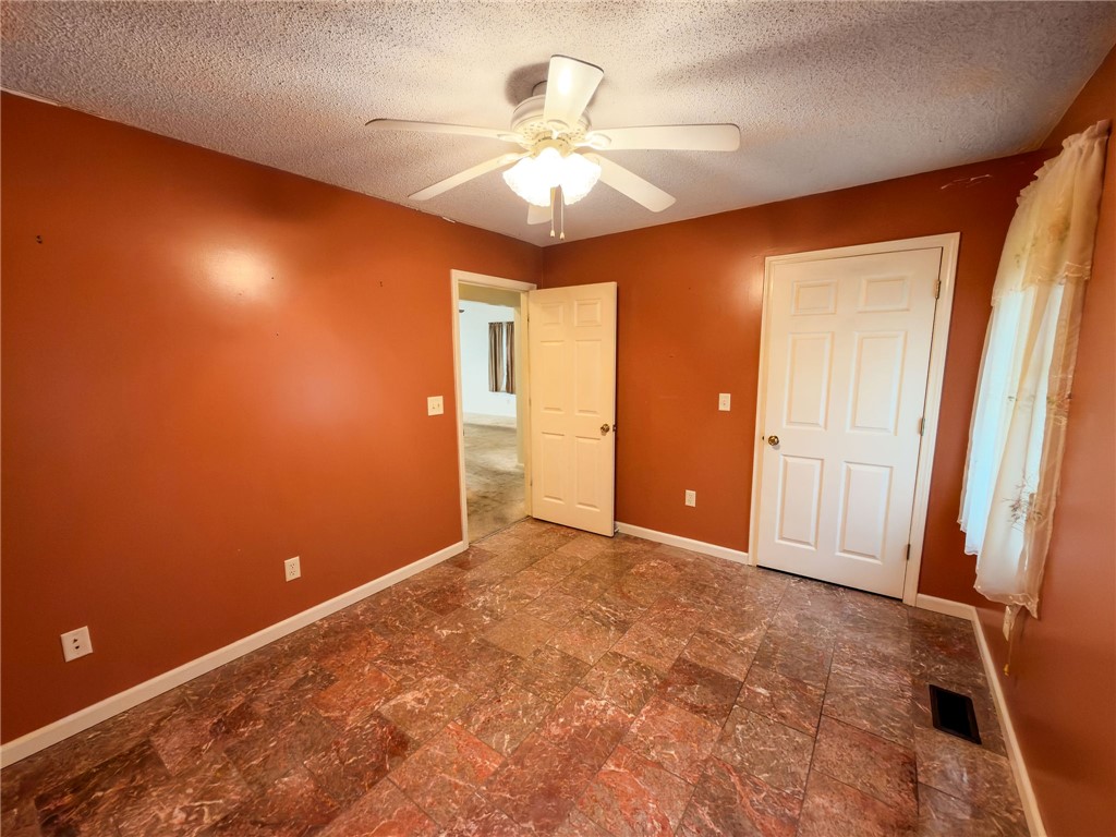508 E Locust Street Property Photo 14