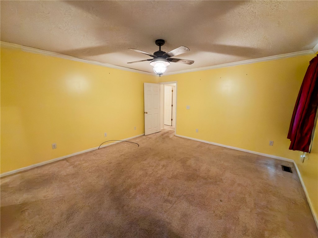 508 E Locust Street Property Photo 19