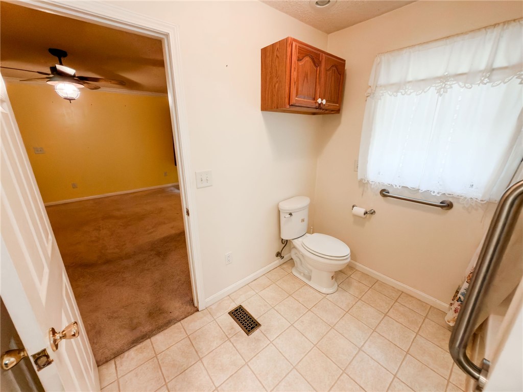 508 E Locust Street Property Photo 25