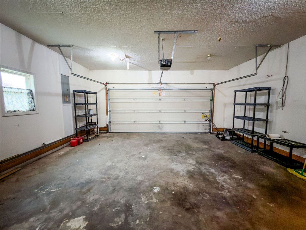 508 E Locust Street Property Photo 27