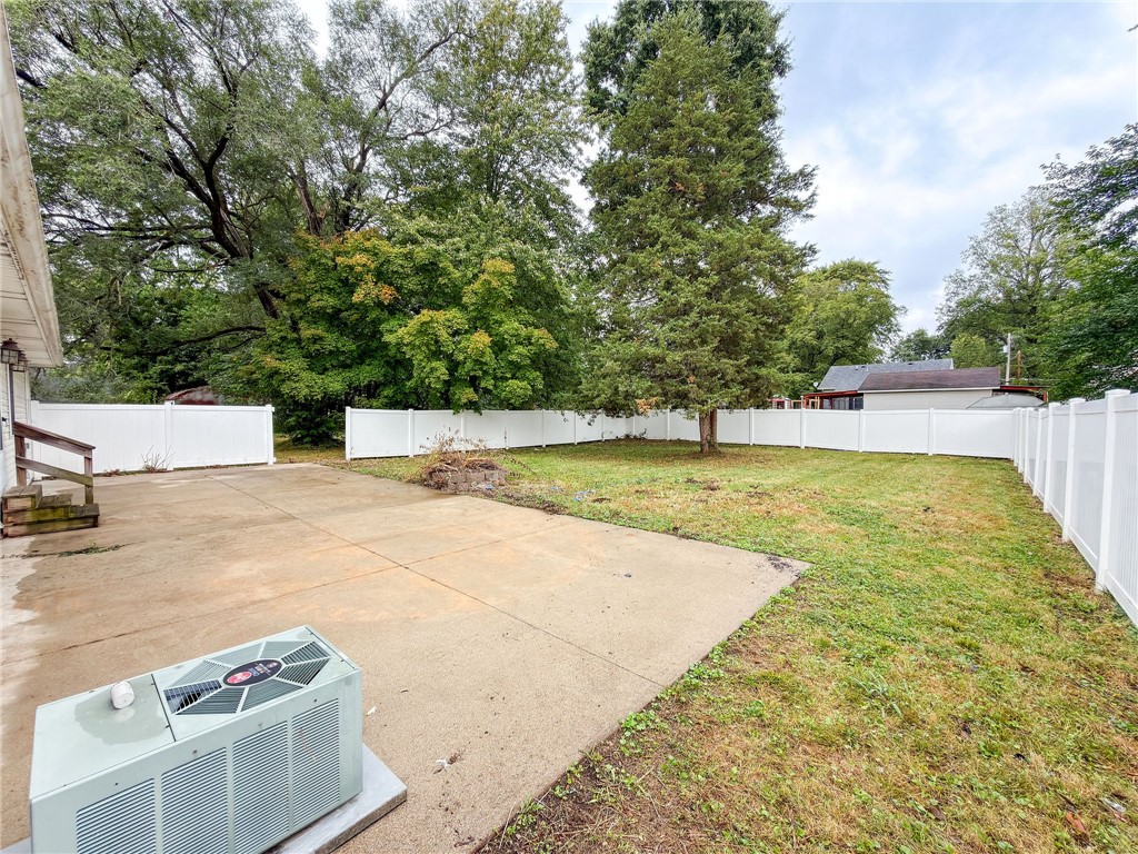 508 E Locust Street Property Photo 32