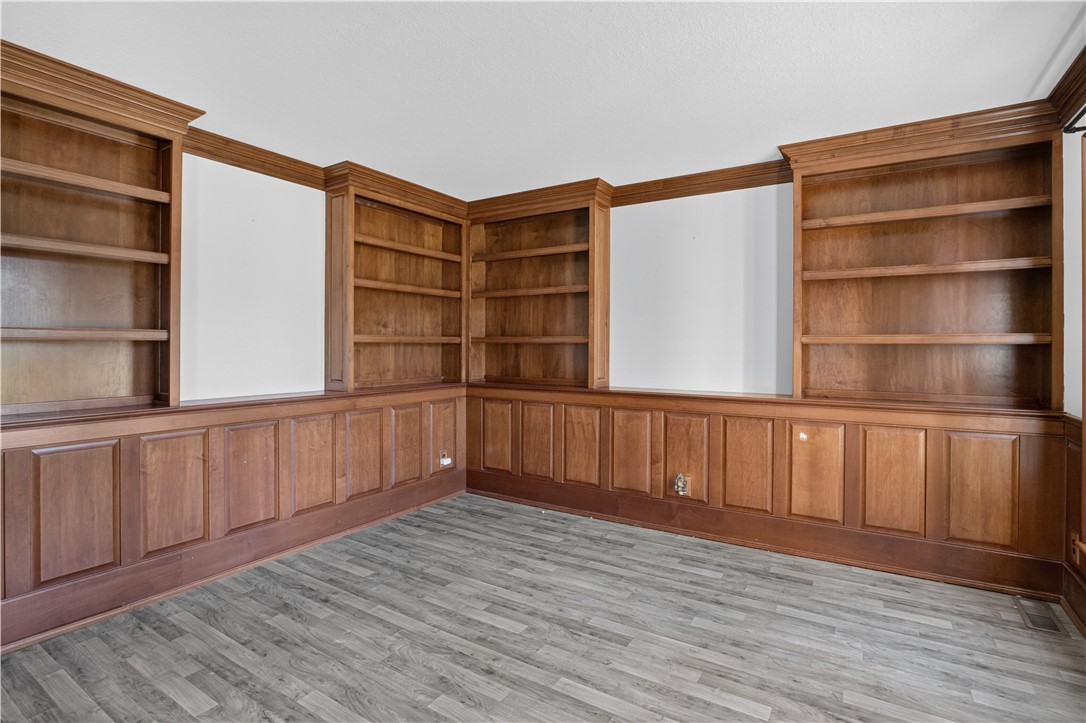 12178 N 1450th Street Property Photo 6