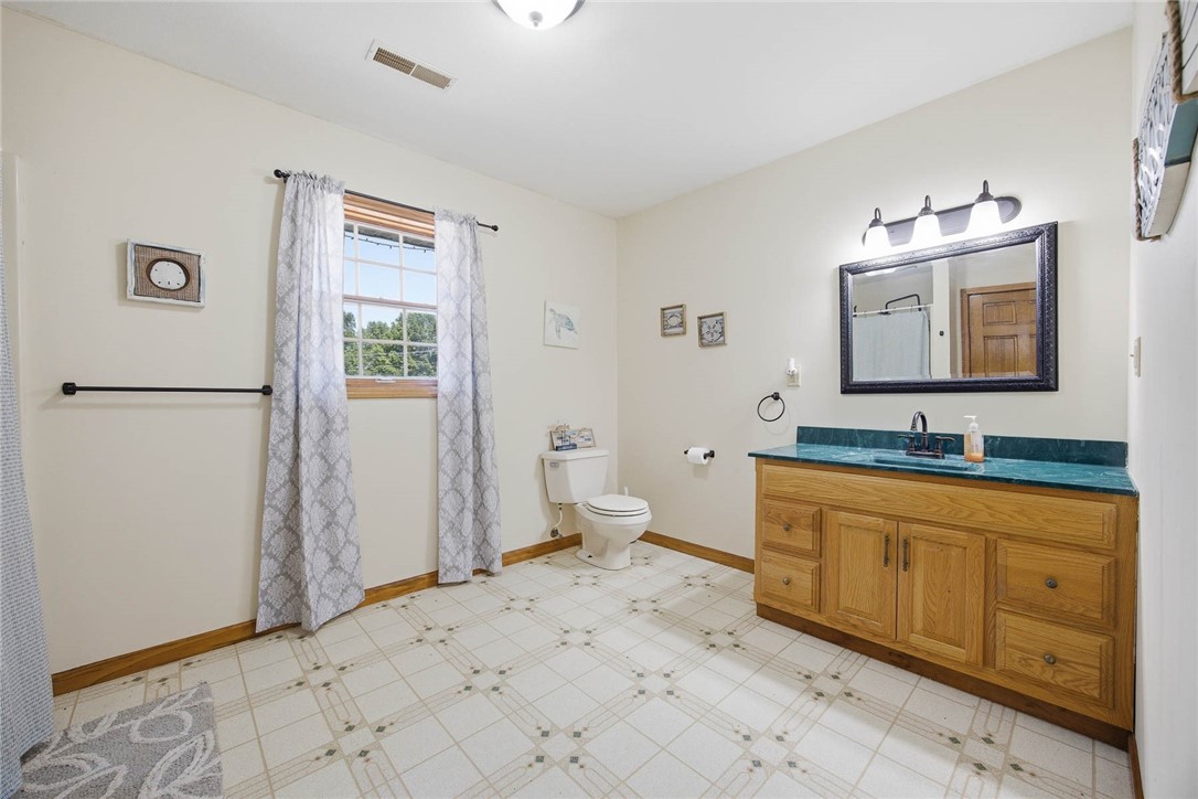 169 S State Highway 128 Property Photo 23