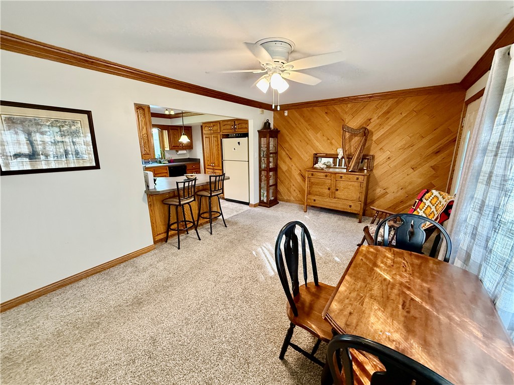 868 N Haynes Drive Property Photo 6